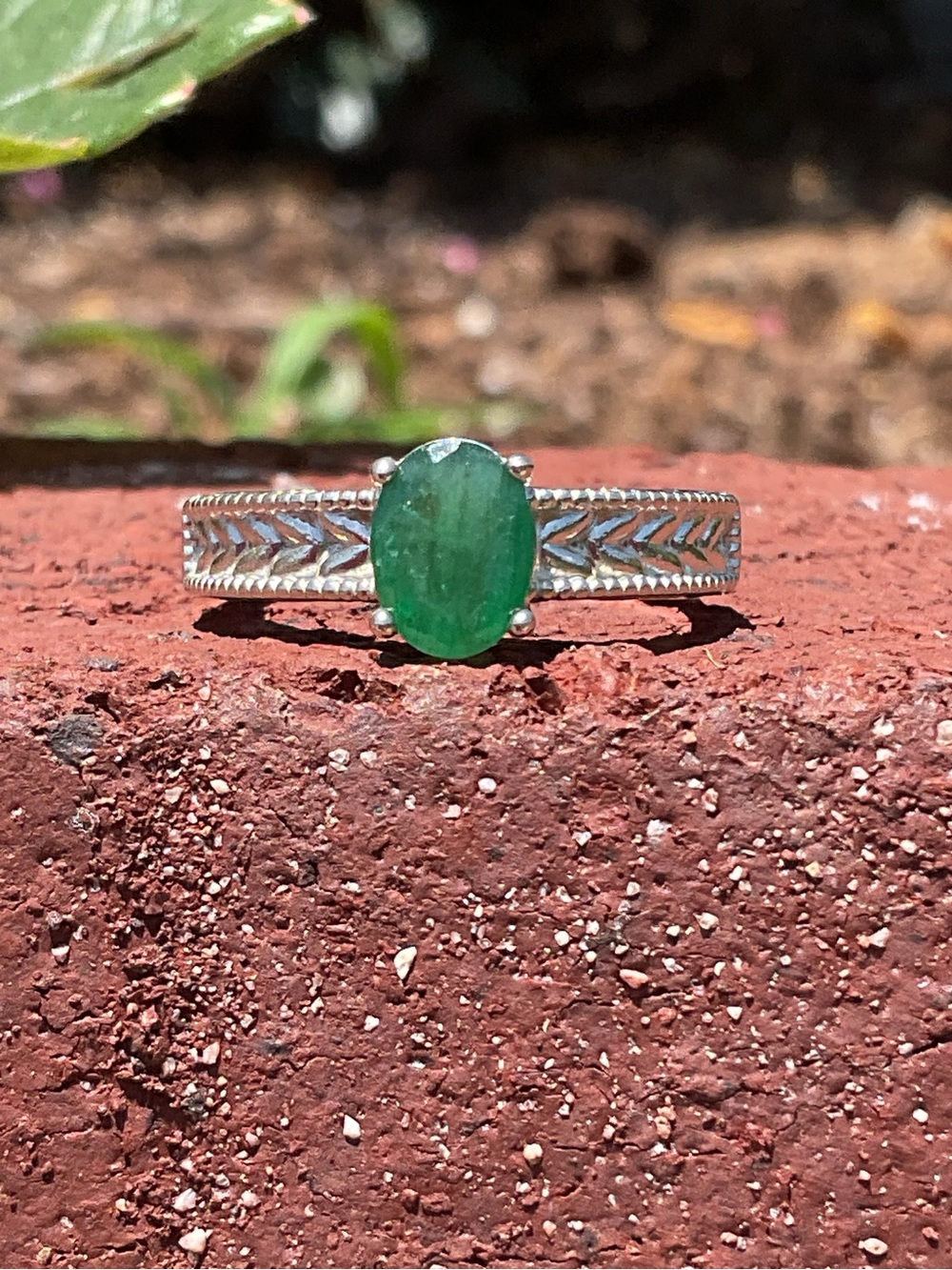 Emerald .925 Silver Ring 7